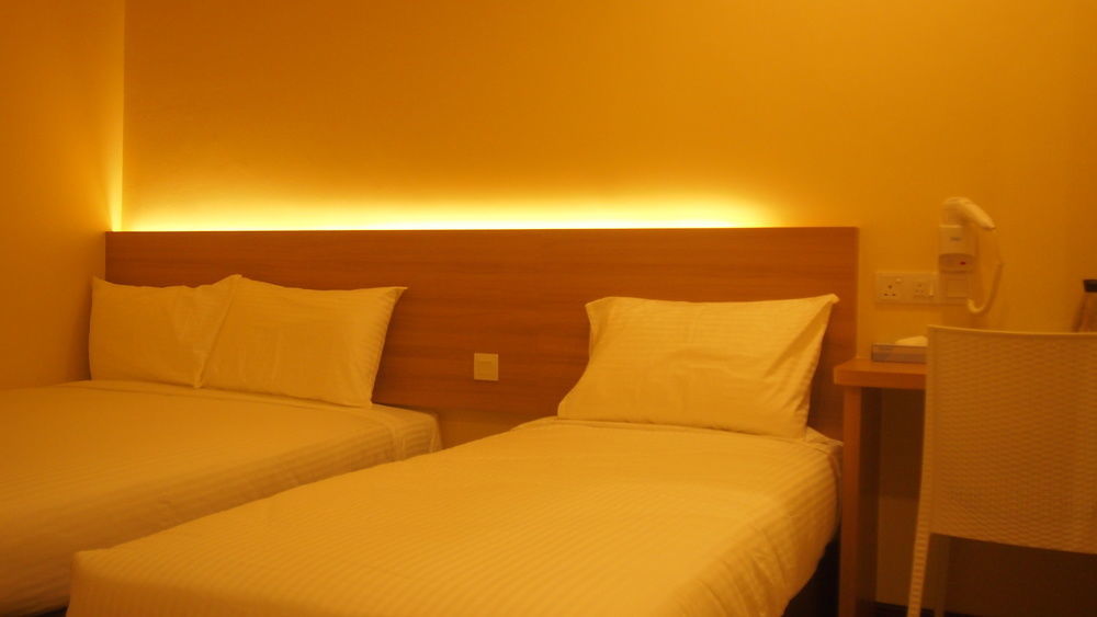 118 Hotel Macalister Джордж Таун Екстериор снимка