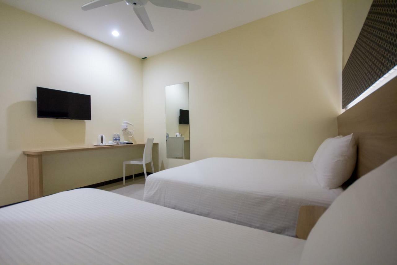 118 Hotel Macalister Джордж Таун Екстериор снимка