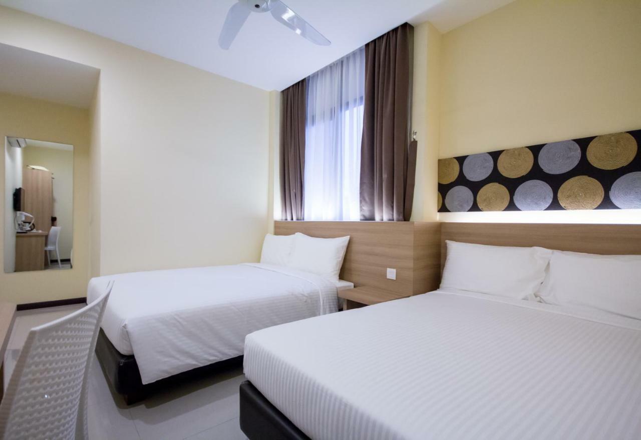 118 Hotel Macalister Джордж Таун Екстериор снимка